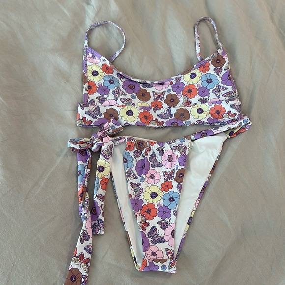 Frankies Bikinis Mariposa Print Bikini - Picture 3 of 7